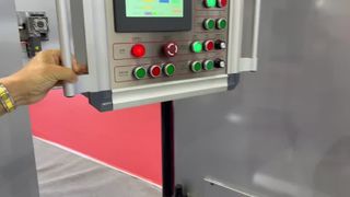 TDPB 1900 Станок для зачистки пены с ЧПУ Высокоточный пилинг
